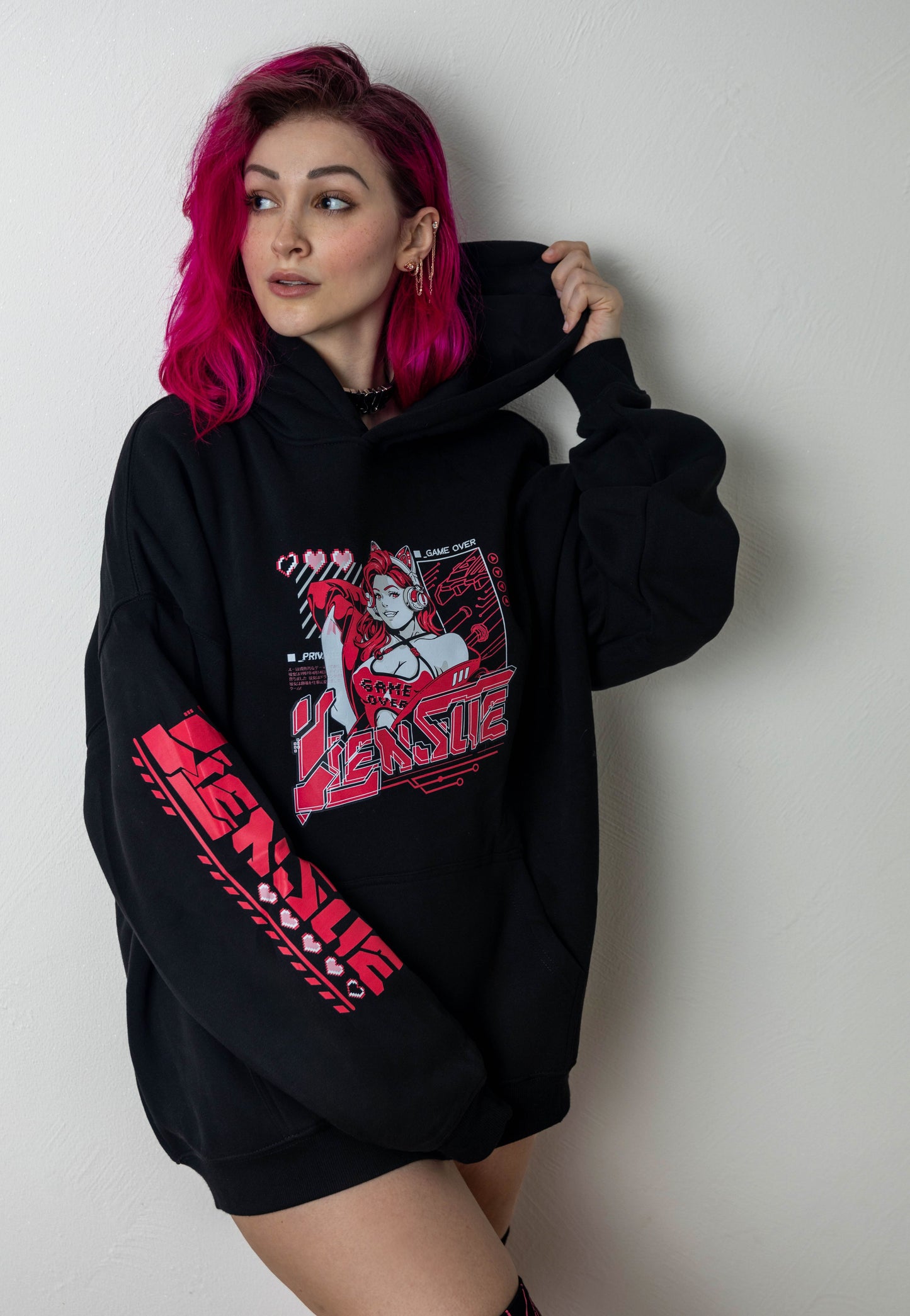UNISEX Hoodie: Cyber / Gamer Girl